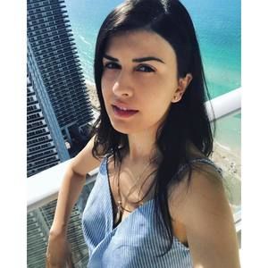 Meet your Posher, Samole